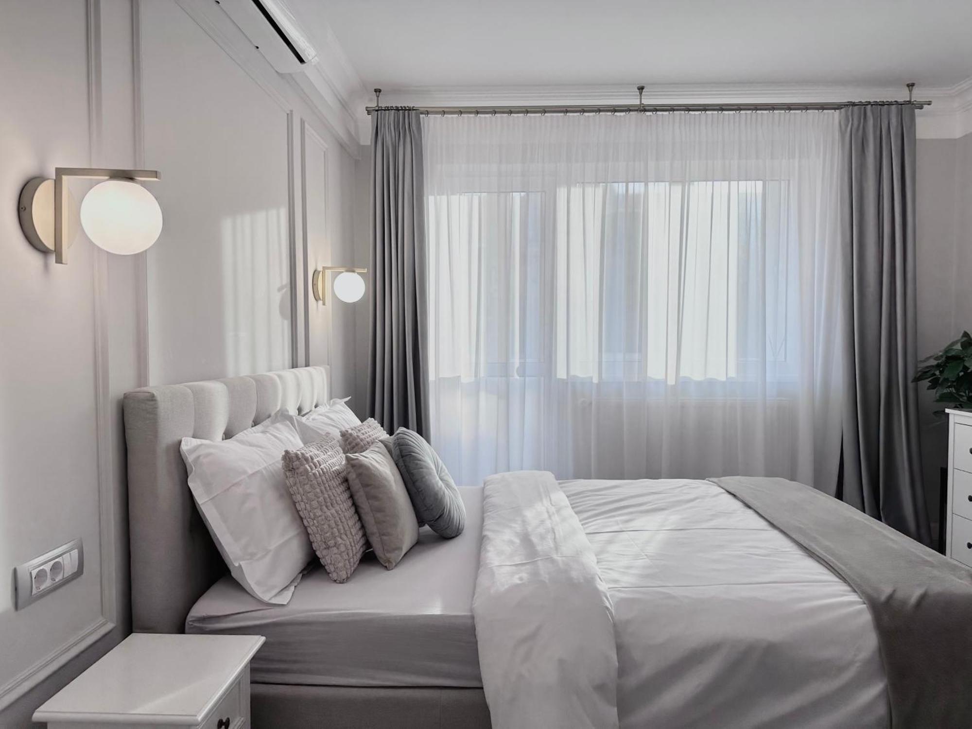 Central Spacious Apartment With Balcony - Alba Carolina Άλμπα Ιούλια Εξωτερικό φωτογραφία
